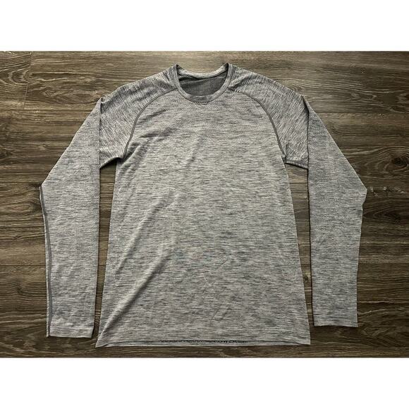 lululemon athletica Other - Lululemon Metal Vent Tech Shirt Men S Heather Gray Long Sleeve Gym Activewear
